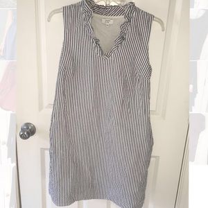 Crown and Ivy grey striped dress